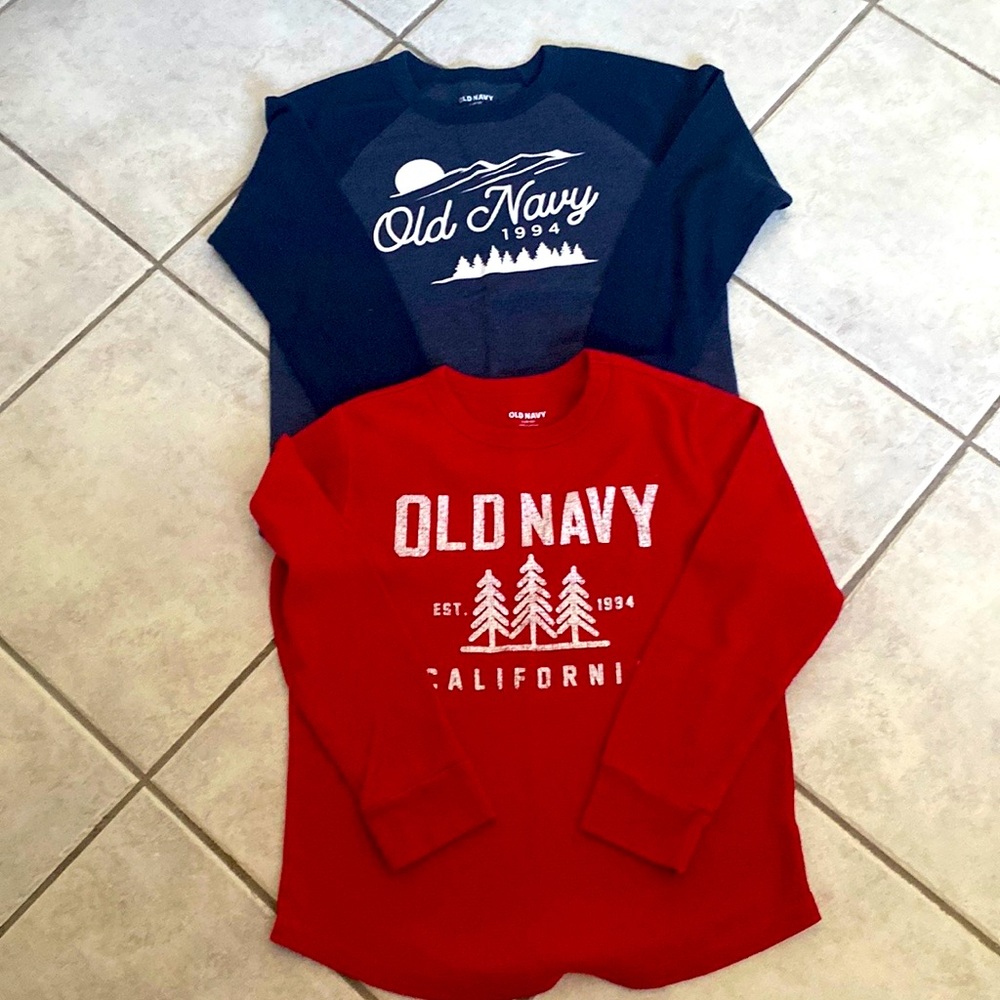 Like new Boys Old Navy Thermal Long Sleeve size L 10/12
